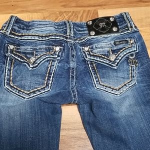 Miss me cuffed capri jeans with flap pockets